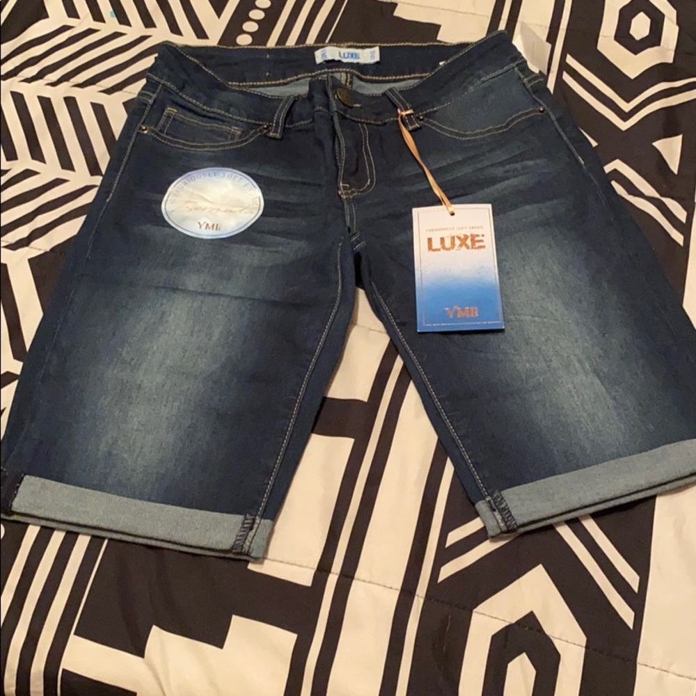 Luxe Bermuda shorts